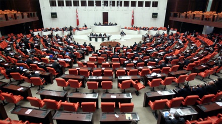Turski parlament izdao nalog o formiranju Komisije za reformu Ustavnog zakona