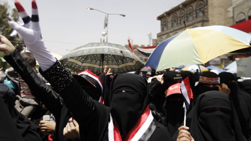 Yəmənli qadınlar Ərəbistanın hücumlarına etiraz ediblər
