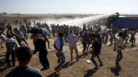 Türkiyə təhlükəsizlik qüvvələri suriyalı qaçqınlara hücum ediblər