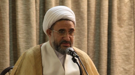 Ayətullah Əraki: Siyasi rəhbərlər regionda qanın axıdılmasının qarşısını alsınlar