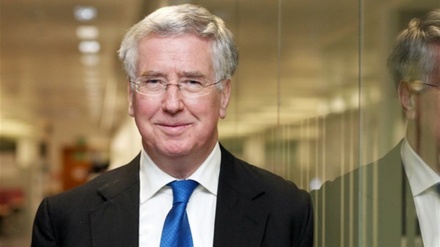 Britanski ministar odbrane protiv zračnih napada u Siriji