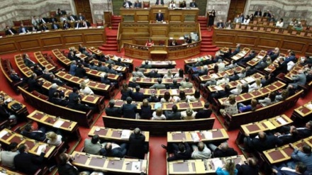 Grčki parlament usvojio plan finansijskog spasa