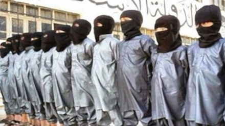 İŞİD uşaqlar arasından məcburi əsgər seçir