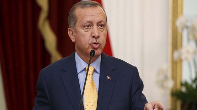Erdogan ji bo bi dest xistina dengên nejadperestan  îhanetê li kurdan dike