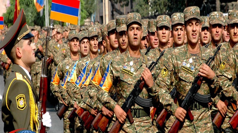 Rusiya Ermənistanda muzdlu ordu yaradır? 