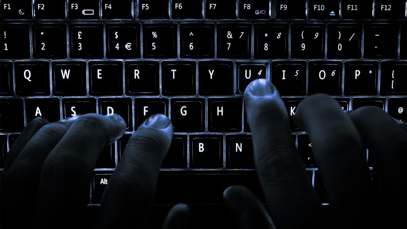 Rusiyalı hakerlər Pentaqonun kompyuter sistemini qırıblar
