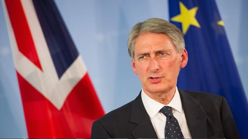 Hammond: Napad Britanije na DAIŠ u Siriji bit će prema odluci Parlamenta