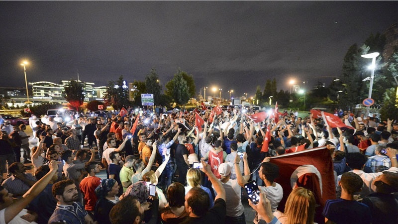 Xwenîşandana li Tirkiyê bi nîşana şermezarkirina têrorîsmê