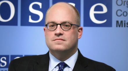 Jonathan Moore: Ne dolazi u obzir da će biti trećeg entiteta u BiH, djeca moraju imati pravo na bosanski jezik 
