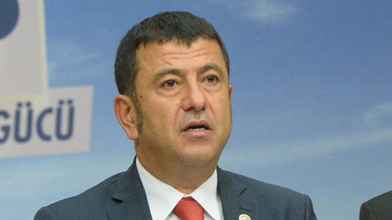 Alîkarê CHP: Erdogan pê teşkîlatên çekdarî yên wekî dema Osmaniyan êrişî ser kurdan dike