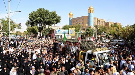 ئەسپەردە کردنی تەرمی شەهیدانی تازه وەدۆزراو له هەرێمی کوردستانی ئێراق له سنه