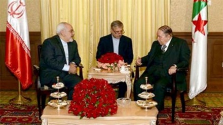 İran xarici işlər naziri Əlcəzair prezidenti ilə görüşüb
