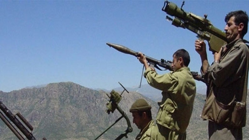 Gerîlayên PKK`ê helîkopterekî şer xistin xwarê û du pîlotên tirk kuştin