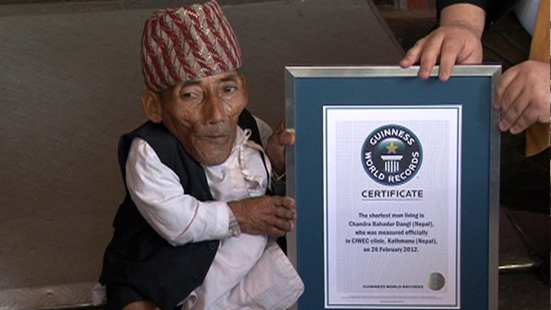 دنیا کے سب سے چھوٹے قد کے شخص کا انتقال