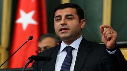 Demirtaş: Erdoxan naxwaze ku şer û pevçûn werin rawestandin