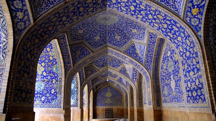 Umjetnost arhitekture i iranska kultura (30.10.2015)