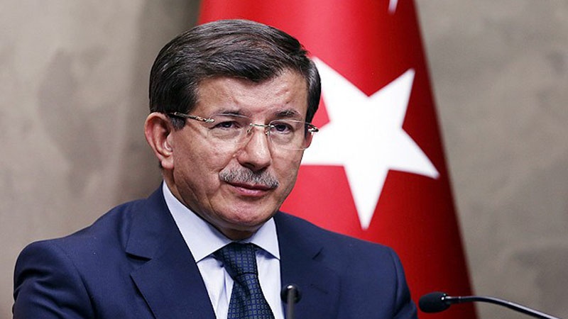 Ahmet Davutoğlu: U borbi protiv DAIŠ-a su neophodni kopneni napadi