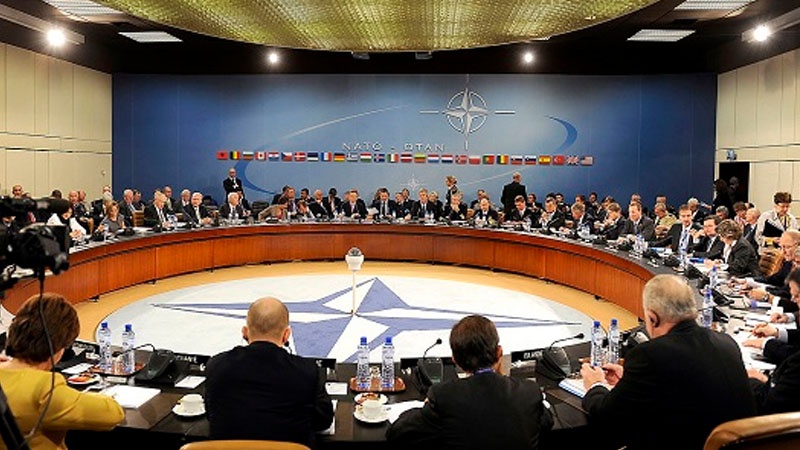 NATO: Razmišljamo o pooštravanju sankcija Rusiji 