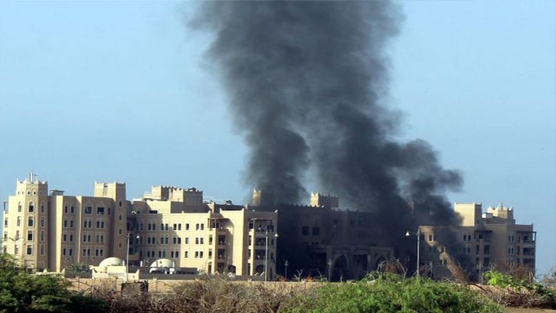 یمن: متحدہ عرب امارات کے 15 فوجی ہلاک، سابق وزیر اعظم عدن سے پھر فرار  