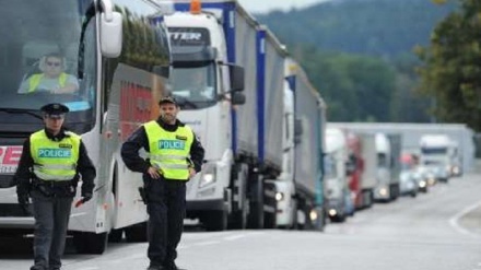 Češki ministar unutrašnjih poslova objavio spremnost zatvaranja granica sa Austriji
