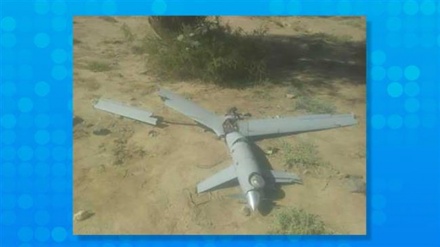 یمن میں جارحین کا ایک ڈرون طیارہ گر کر تباہ