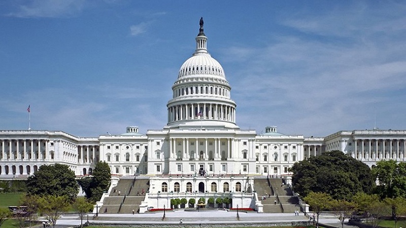 امریکی عوام مشرق وسطیٰ میں ایک اور جنگ کے خواہاں نہیں ہیں: امریکی سینیٹر گیلی برینڈ