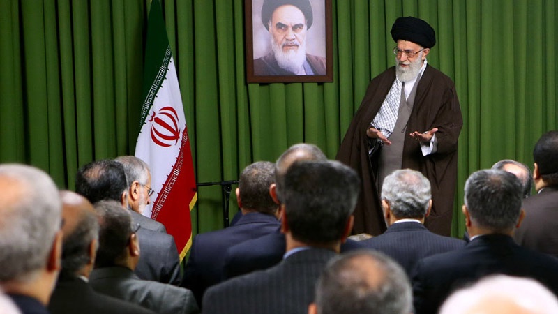 علاقائی مسائل کے بارے میں امریکہ کے ساتھ مذاکرات نہیں ہوسکتے: رہبر انقلاب اسلامی