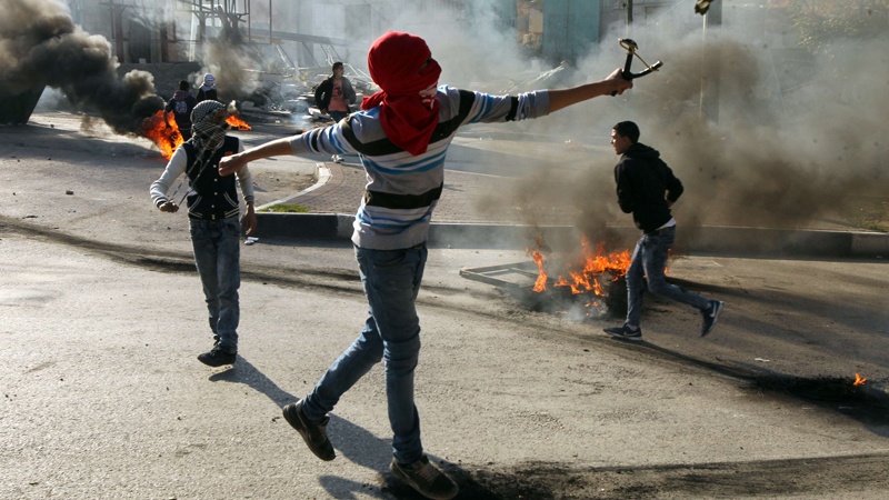 فلسطینیوں اور صیہونی فوجیوں کے درمیان جھڑپیں