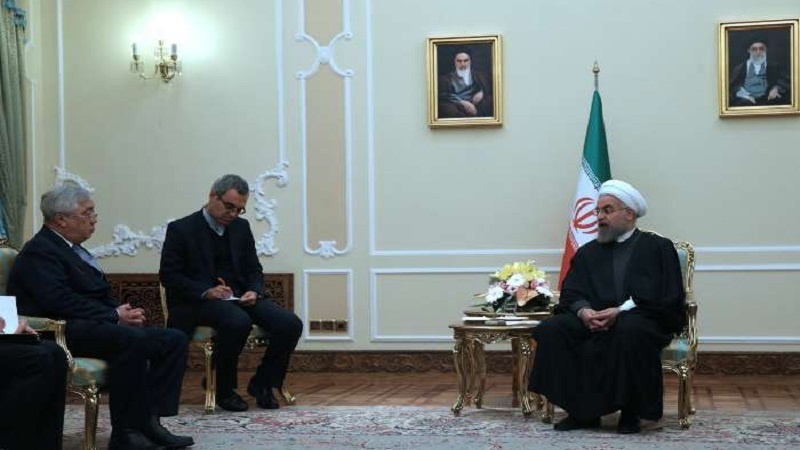 Qazaxıstan xarici işlər nazrinin Ruhani ilə görüşü