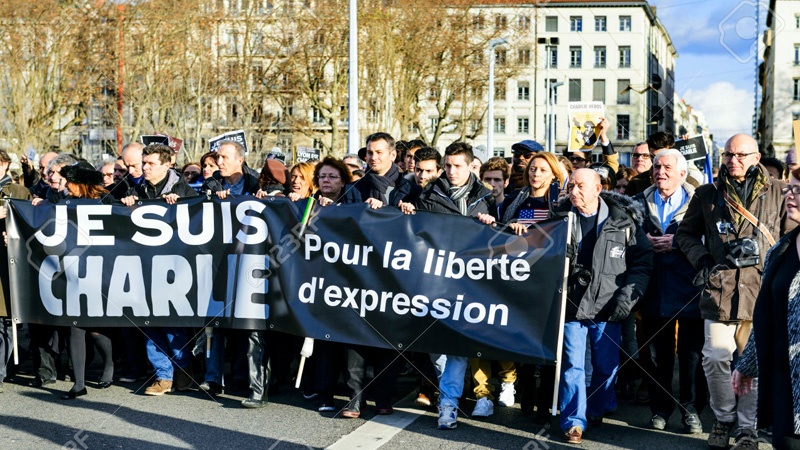 Hiljade Francuza izašlo na ulice da protestuju protiv muslimana