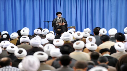 رہبر انقلاب:اسلامی ممالک کا عملی اقدام میانمار کے مسئلے کا حل