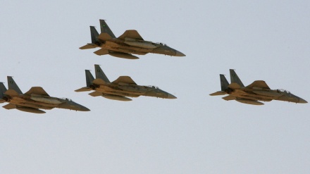 پەلاماری فڕۆکە جەنگییەکانی ڕژێمی سعودی بۆسەر کۆشکی سەرۆکایەتی یەمەن 