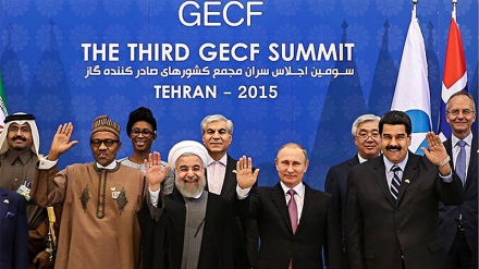 U Teheranu primjetna energetska diplomatija sa okusom politike (25.11.2015)