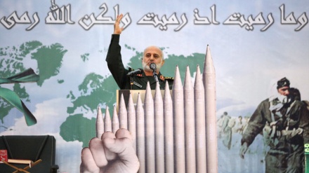 انقلاب اسلامی ؛ قومی طاقت ، دفاعی آمادگی اور پائدار سیکورٹی   