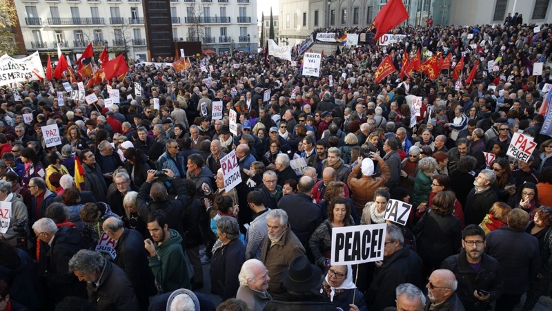 Na hiljade osoba protestovalo u Madridu protiv intervencije u Siriji