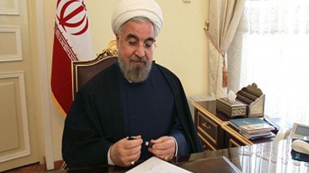 Ruhani Respublika Günü münasibəti ilə Azərbaycanı təbrik edib