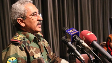  آبنائے باب المندب کے قریب کئے جانے والے حملے میں سعودی اتحاد کے ایک سو نوّے سے زائد افراد ہلاک: یمنی فوج کا اعلان 