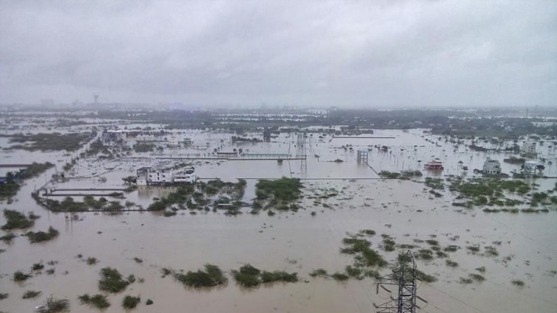 ہندوستان; سیلاب اور لینڈ سلائیڈنگ سے 80 افراد جاں بحق