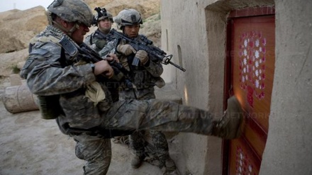 افغانستان، ایک دینی مدرسے پر امریکہ کا حملہ