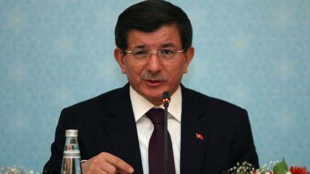 Davutoglu odbacio američke pritiske na Tursku us smjeru kontrole granica ove zemlje