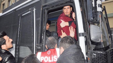 Hapšenja pristalica Fethullaha Gulena u Turskoj