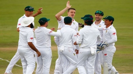 جنوبی افریقہ انگلینڈ کو ہرا کر بھی سیریز ہار گیا