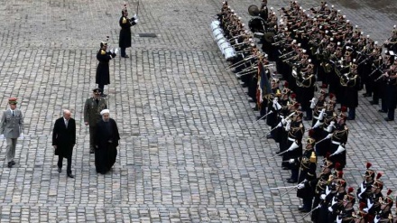 Službena ceremonija dolaska predsjednika Islamske Republike Iran u Pariz