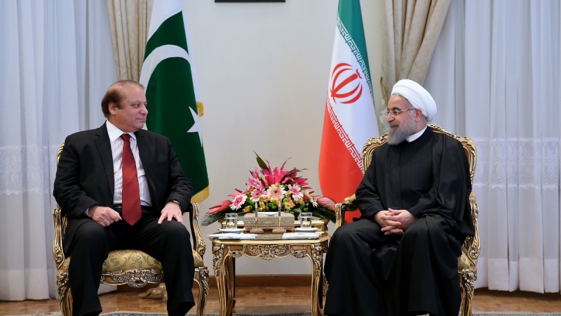 صدر مملکت ڈاکٹر حسن روحانی کے ساتھ پاکستانی وزیر اعظم نواز شریف کی ملاقات