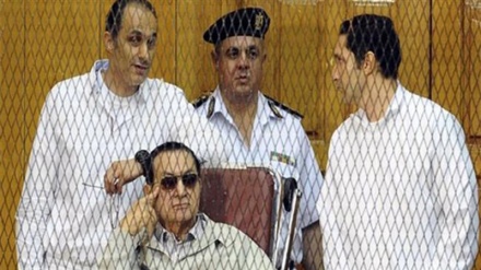 مصری عدالت نے سابق ڈکٹیٹر کو بے گناہ قرار دے دیا 