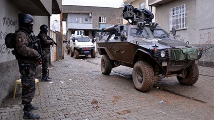 Pogibija jednog turskog vojnika i jednog policajca u pokrajini Šernak s kurdskim stanovništvom 