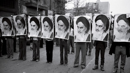 Iranska islamska revolucija u slikama