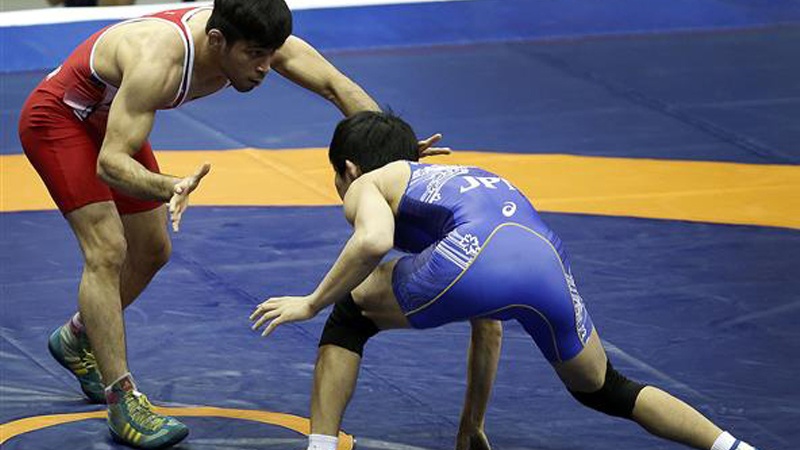 کشتی کے ایشیائی مقابلوں کا پہلا دن، ایران تین طلائی تمغوں کے ساتھ سب سے آگے 