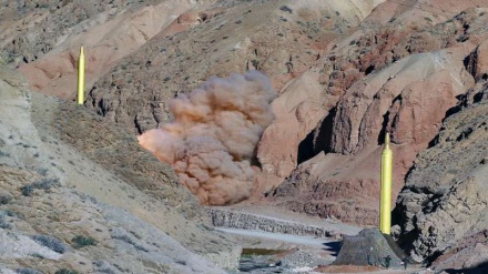 Testiranje balističkih projektila – prikaz odbrambene snage Irana 