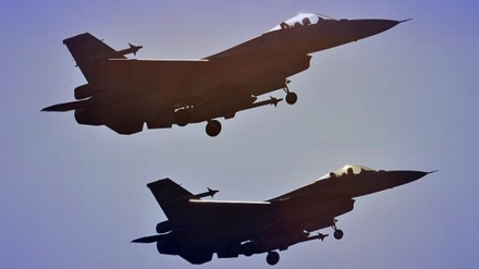 Britanski bombarderi na putu prema S. Arabiji